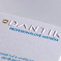 Slepotisk laserový výsek na vizitce