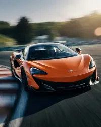 Zdroj: Facebook McLaren Automotive (https://www.facebook.com/mclarenautomotive/)