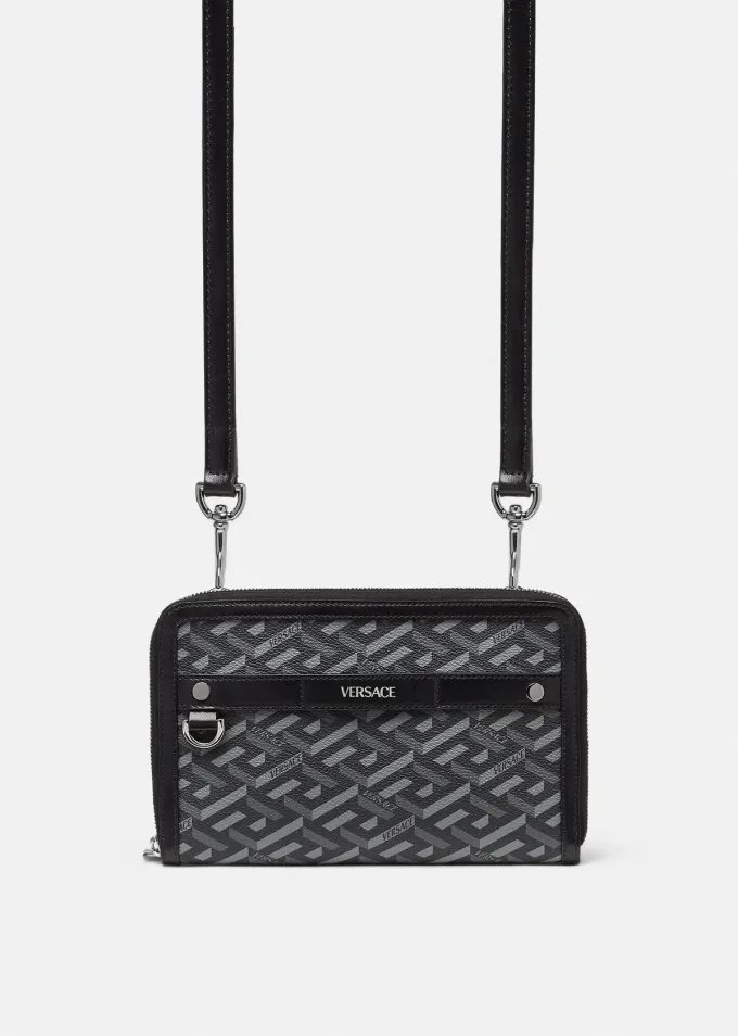 Zdroj: www.versace.com